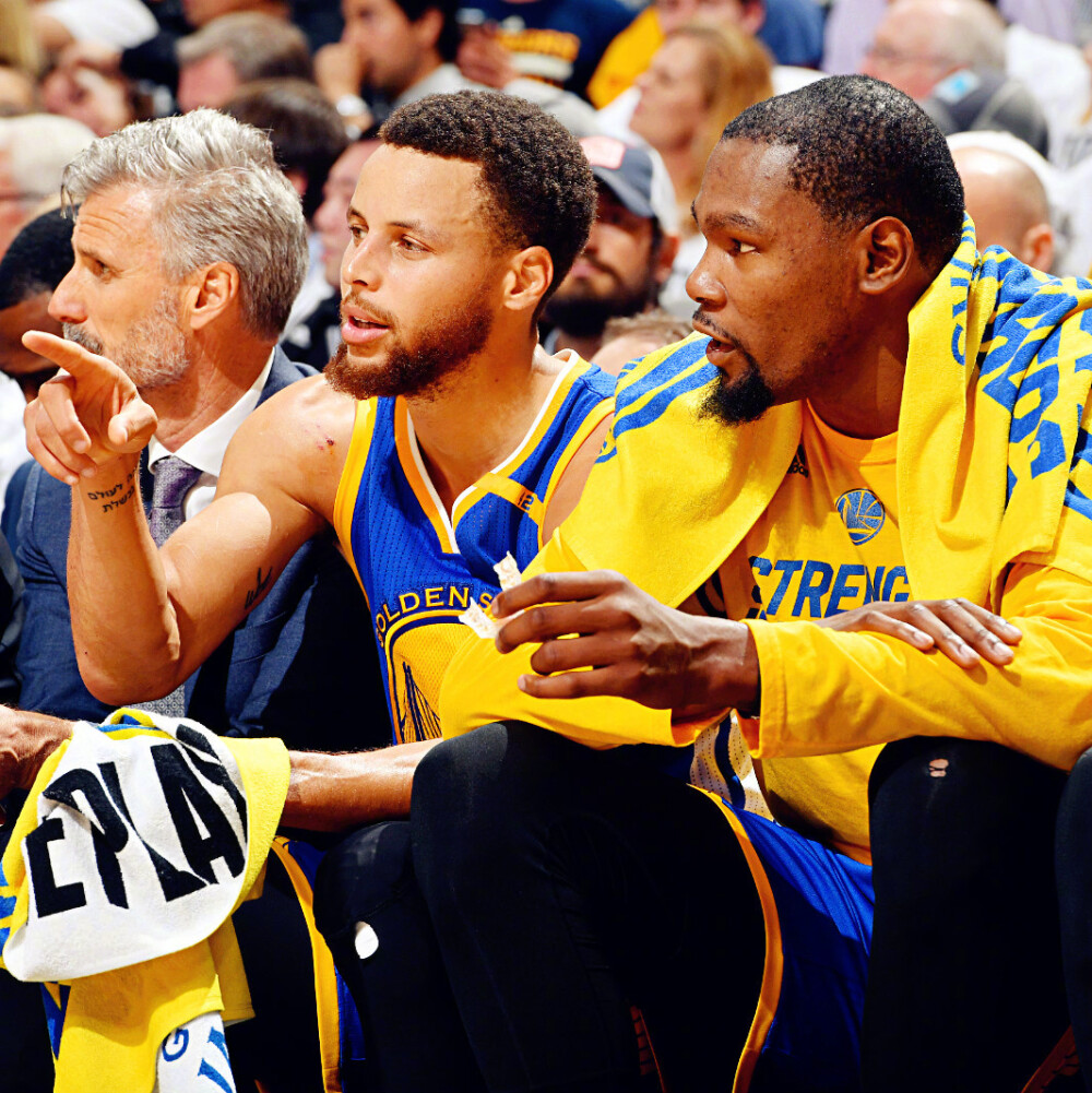 周定洋：续约与否还没有尘埃落地，有结果了会告诉大家