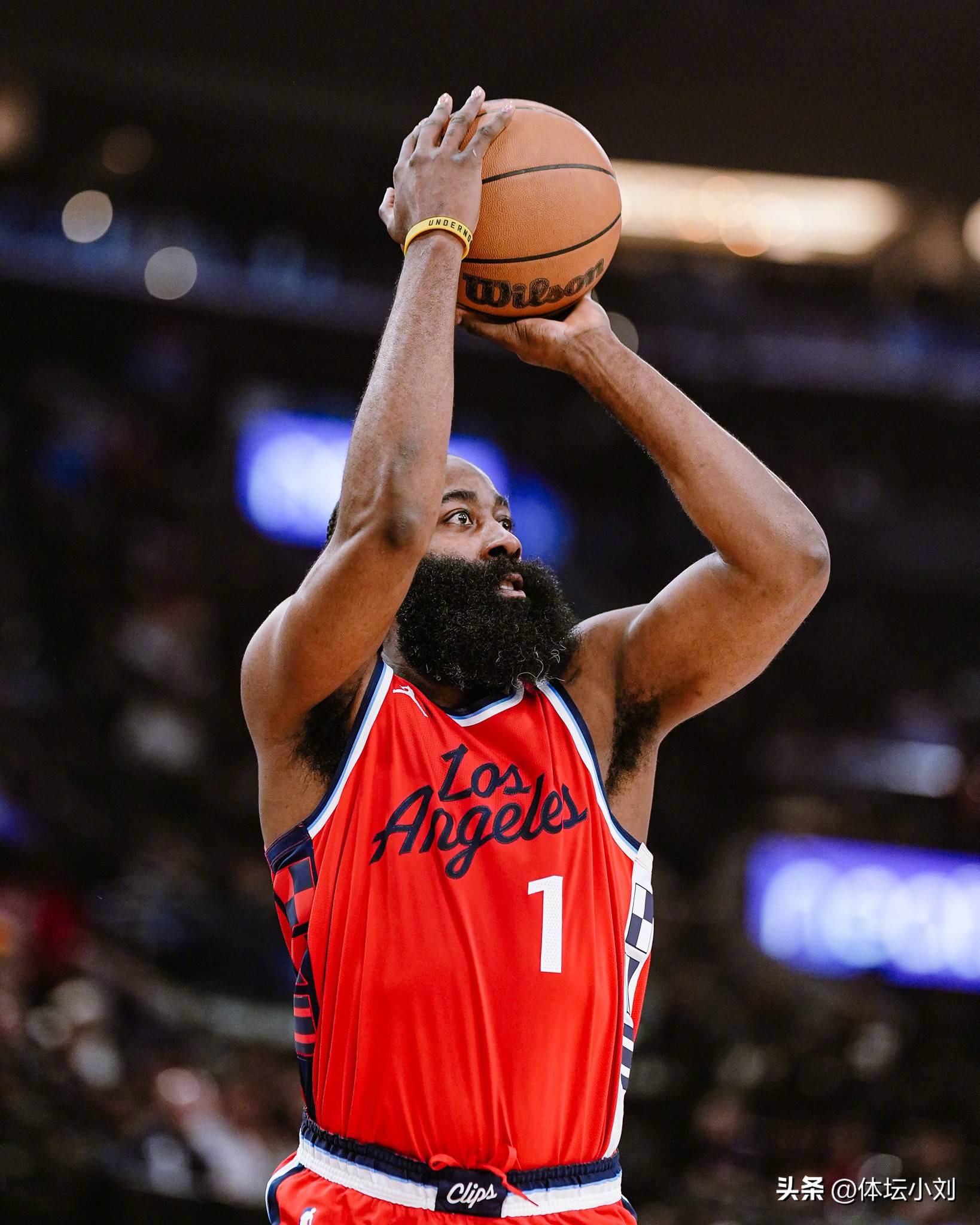 篮球员饮食与恢复方案