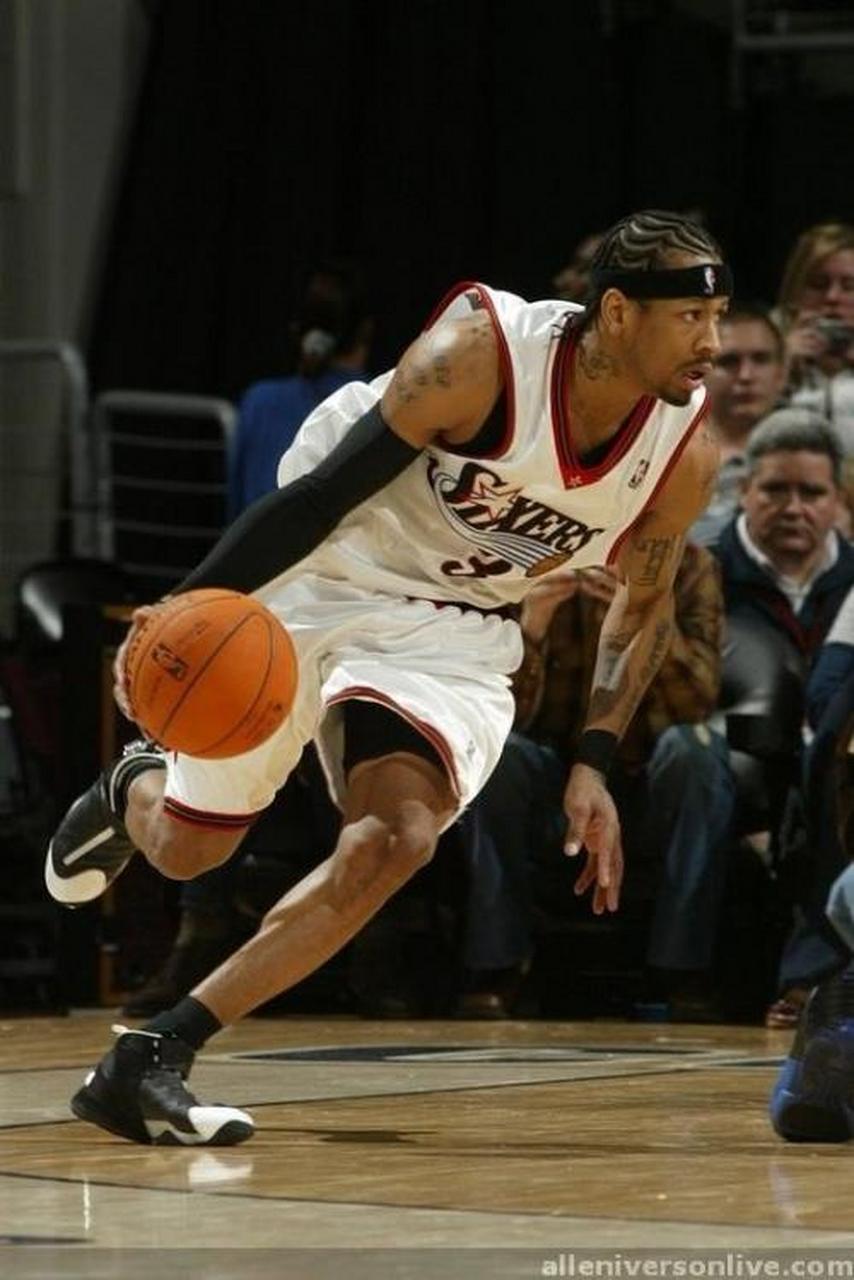 詹姆斯伤缺，湖人击败鹈鹕，豪取7连胜，三巨头34罚惹争议